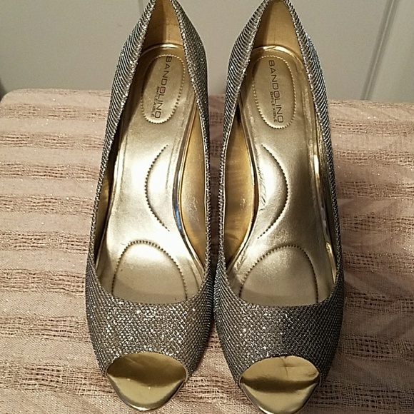 Shoes - Picture 4 of 5